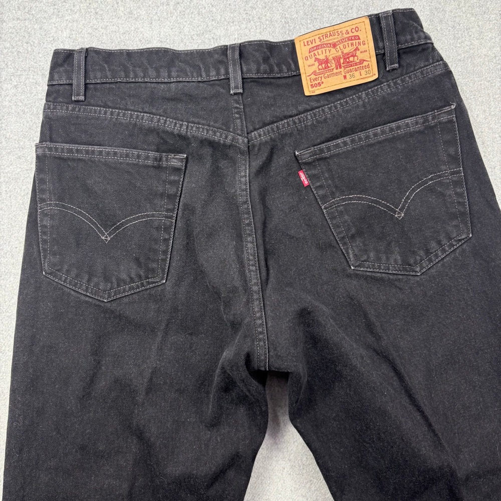 Vintage 90s Levis 505 Jeans Mens 33x30 Black Cone Mills Denim Guatamala Nov 1998